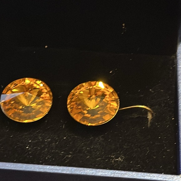 New! EVEVIC Austrian crystals earring - Picture 3 of 5